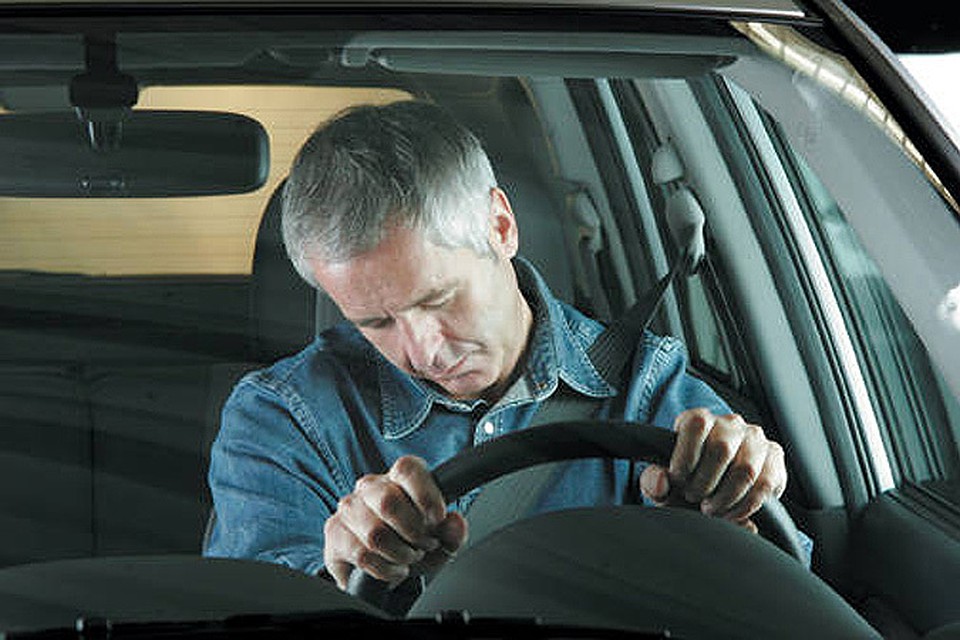 Что делать водителю автомобиля, если он устал за рулем
