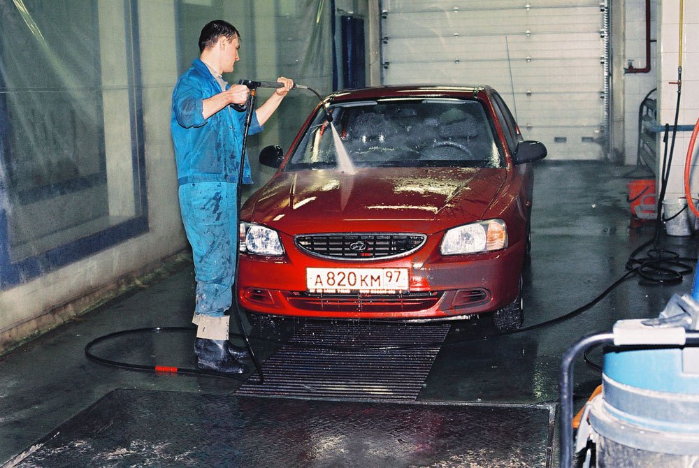 Как самостоятельно мыть свой автомобиль?