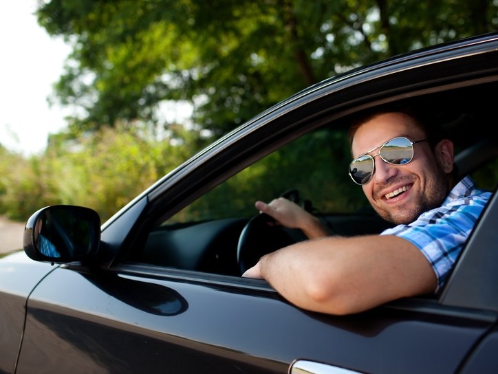Как выбирать солнцезащитные очки для водителей?
