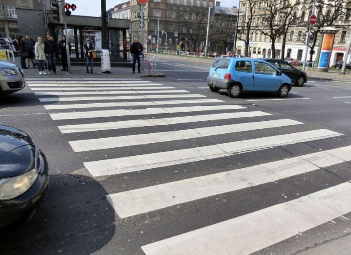 Новые правила проезда пешеходных переходов: комментарии к пдд