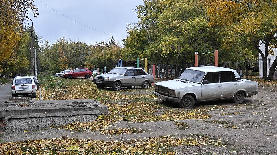 Парковка на газоне: куда жаловаться, штраф в спб, москве и других городах рф