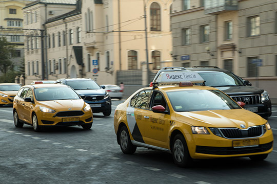 Таксисты штрафов не боятся. новый закон о такси часто не исполняется.