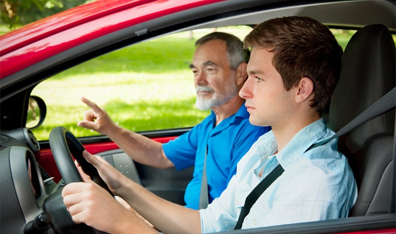 В каких случаях поможет частный инструктор по вождению автомобиля?