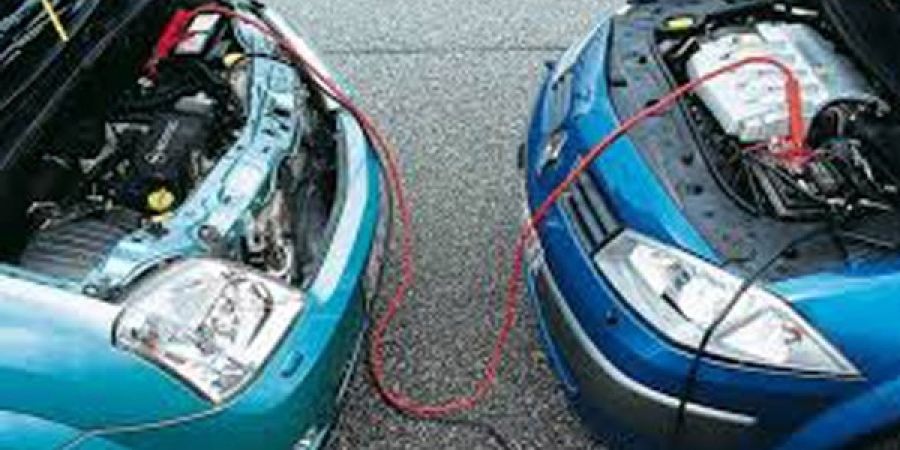 Зарядка аккумулятора  и как правильно прикурить от другого автомобиля